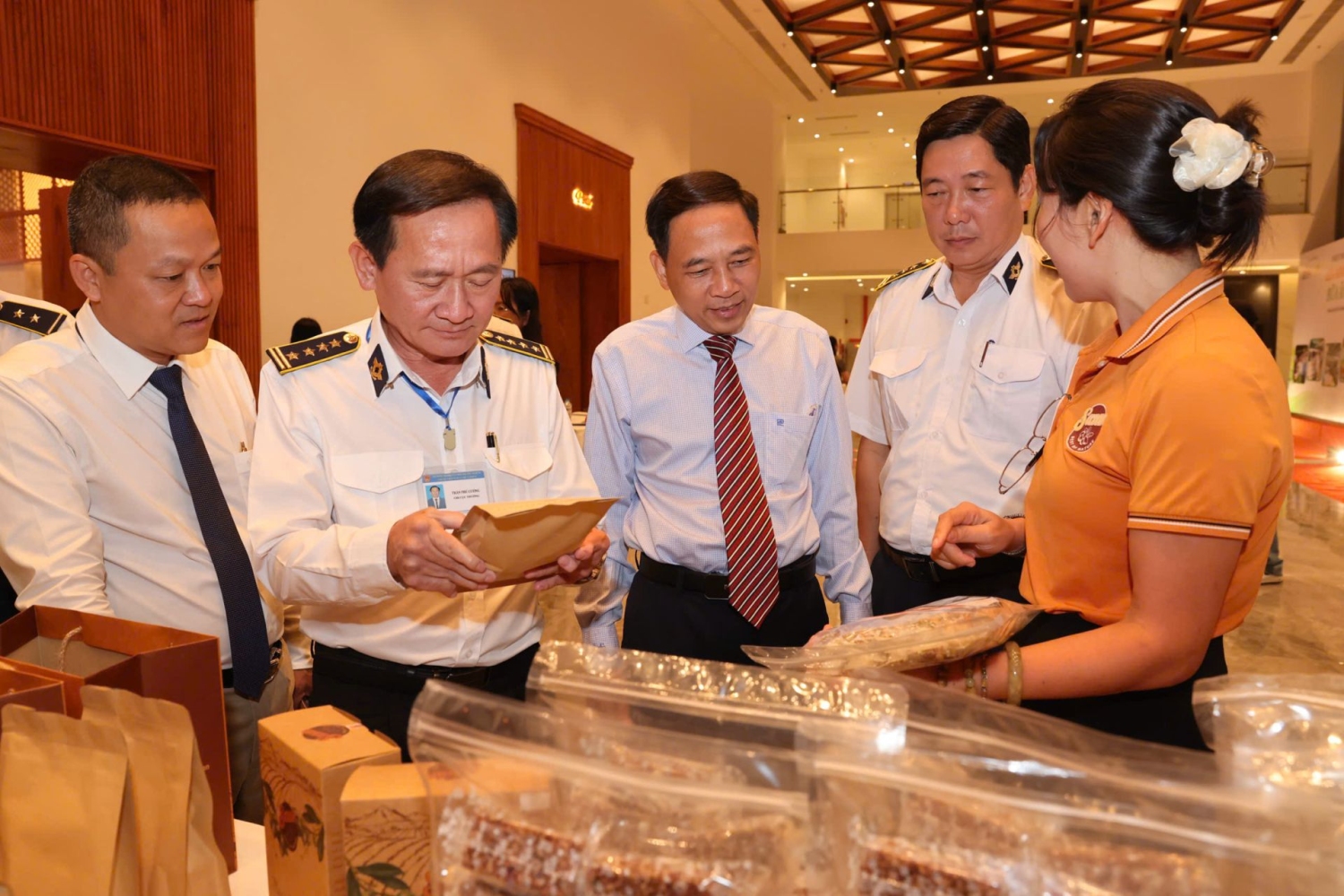 Giải bài toán nhận diện thực phẩm an toàn cho người tiêu dùng